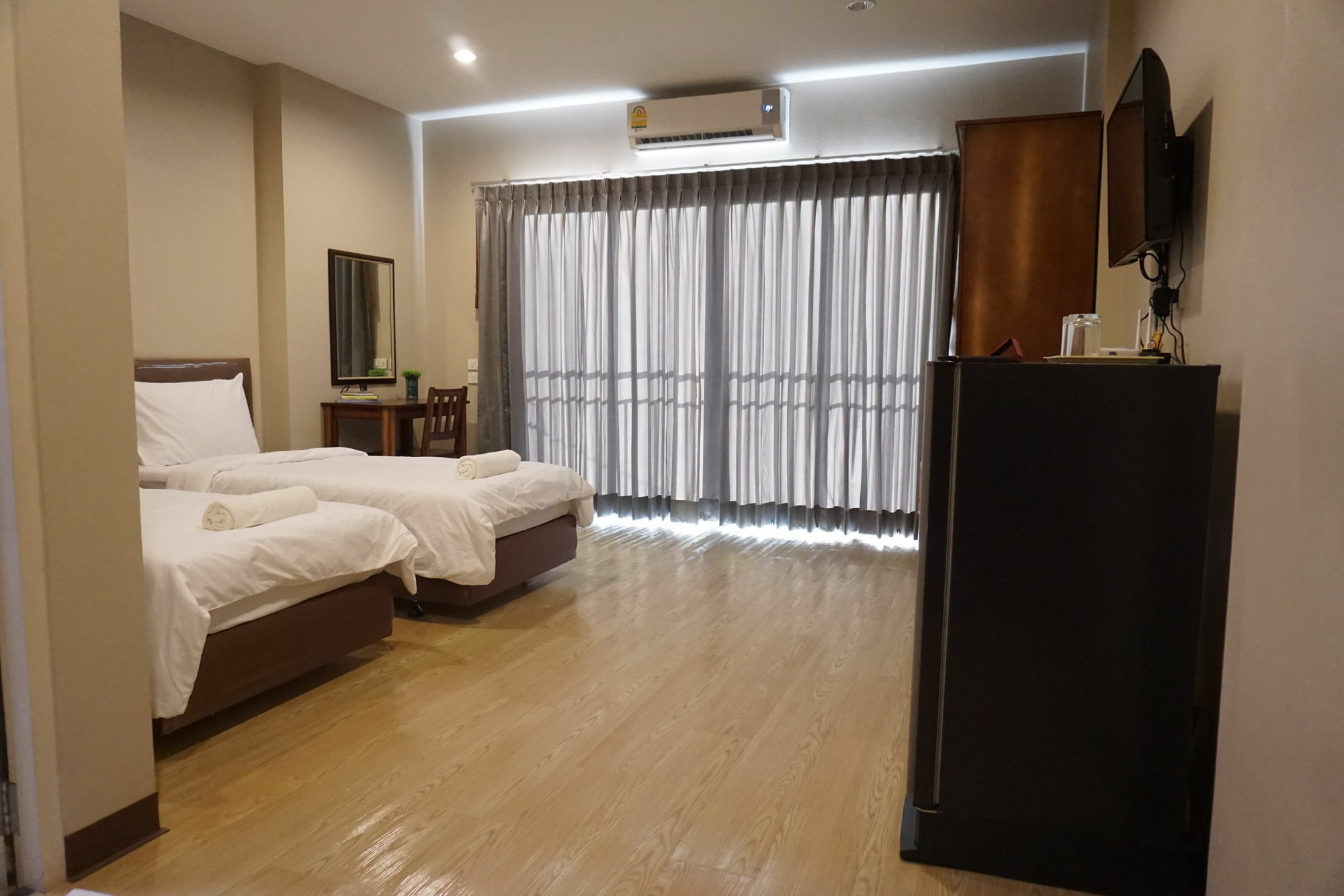 Chompu Nakarin Apartment Trang Exterior photo